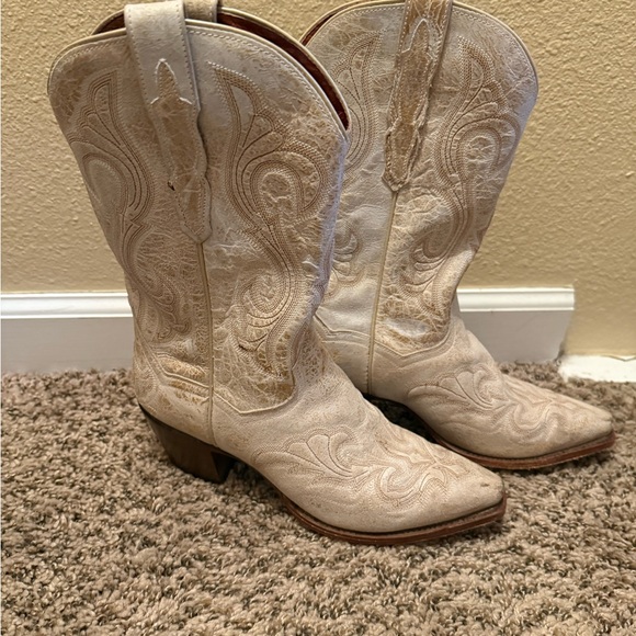 Dan Post Ivory Heeled Boots - Picture 4 of 6